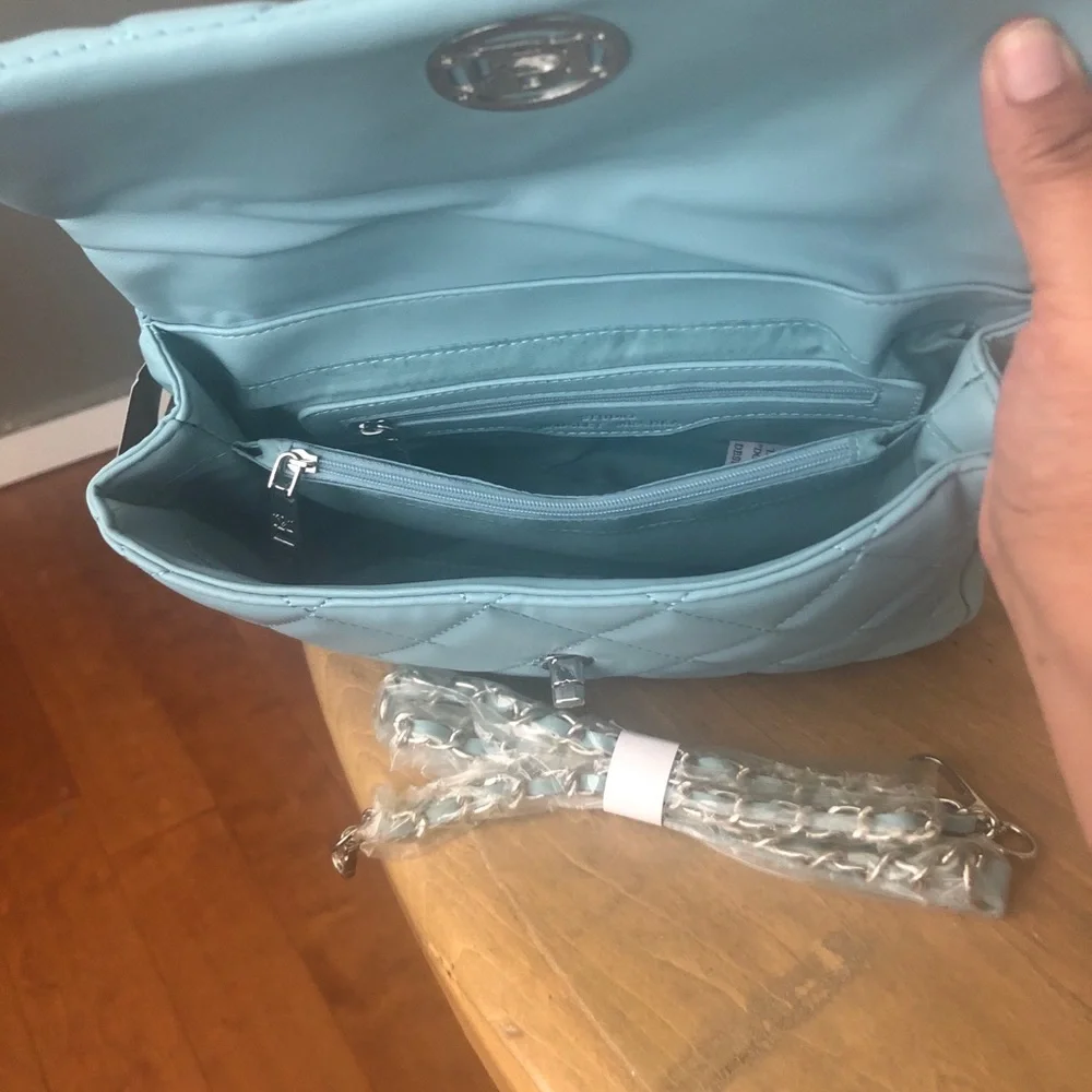 NWT! Badgley Mischka Light Blue Round Letter Lock crossbody bag. - Picture 9 of 10